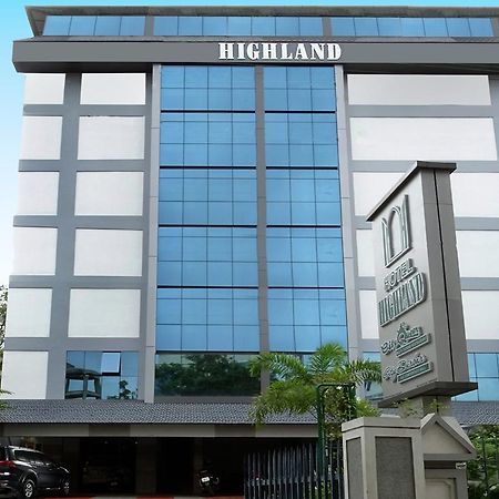 Hotel Highland 特里凡得琅 外观 照片