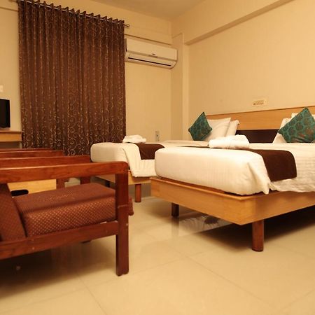 Hotel Highland 特里凡得琅 外观 照片